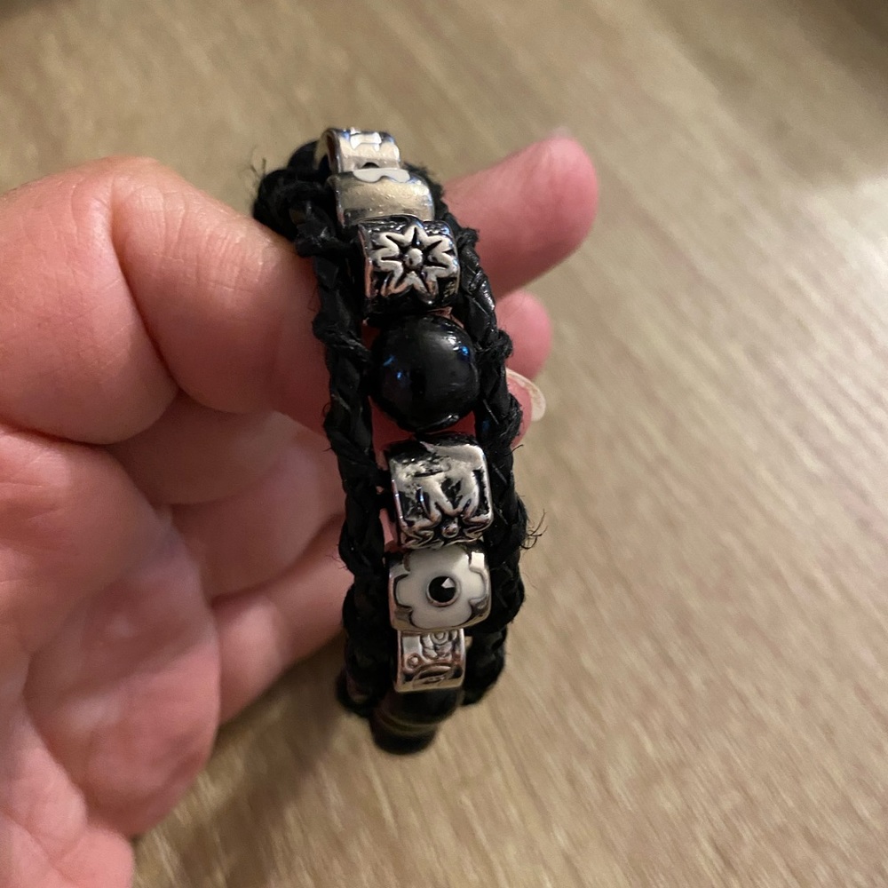 Beaded leather bracelet